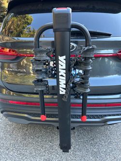 Yakima 4-bike hitch rack