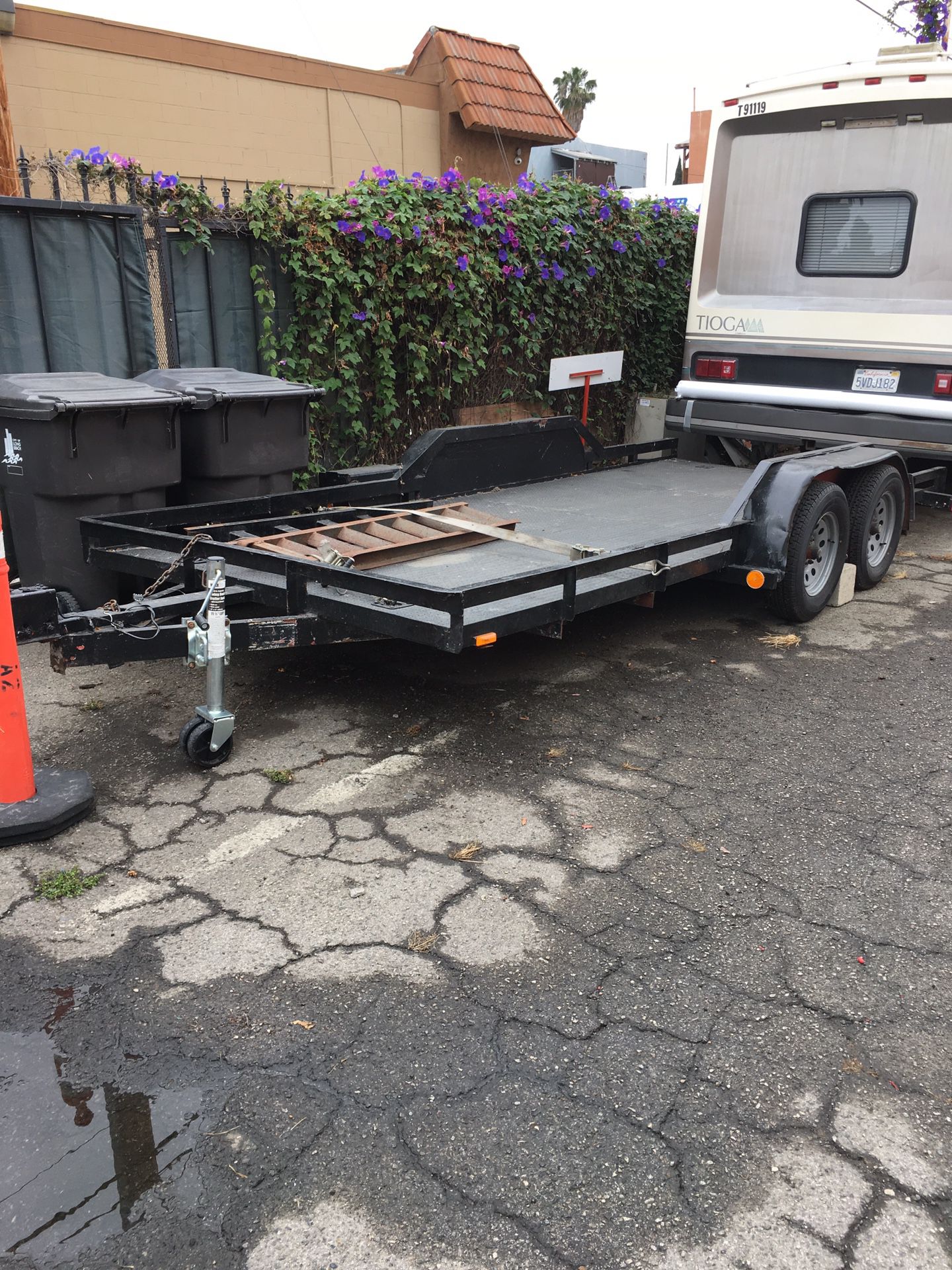 Car hauler/trailer