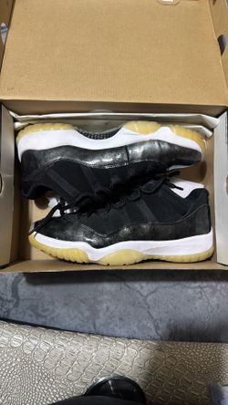 Air Jordan 11 Retro Low  Black White Metallic Silver Sz10 