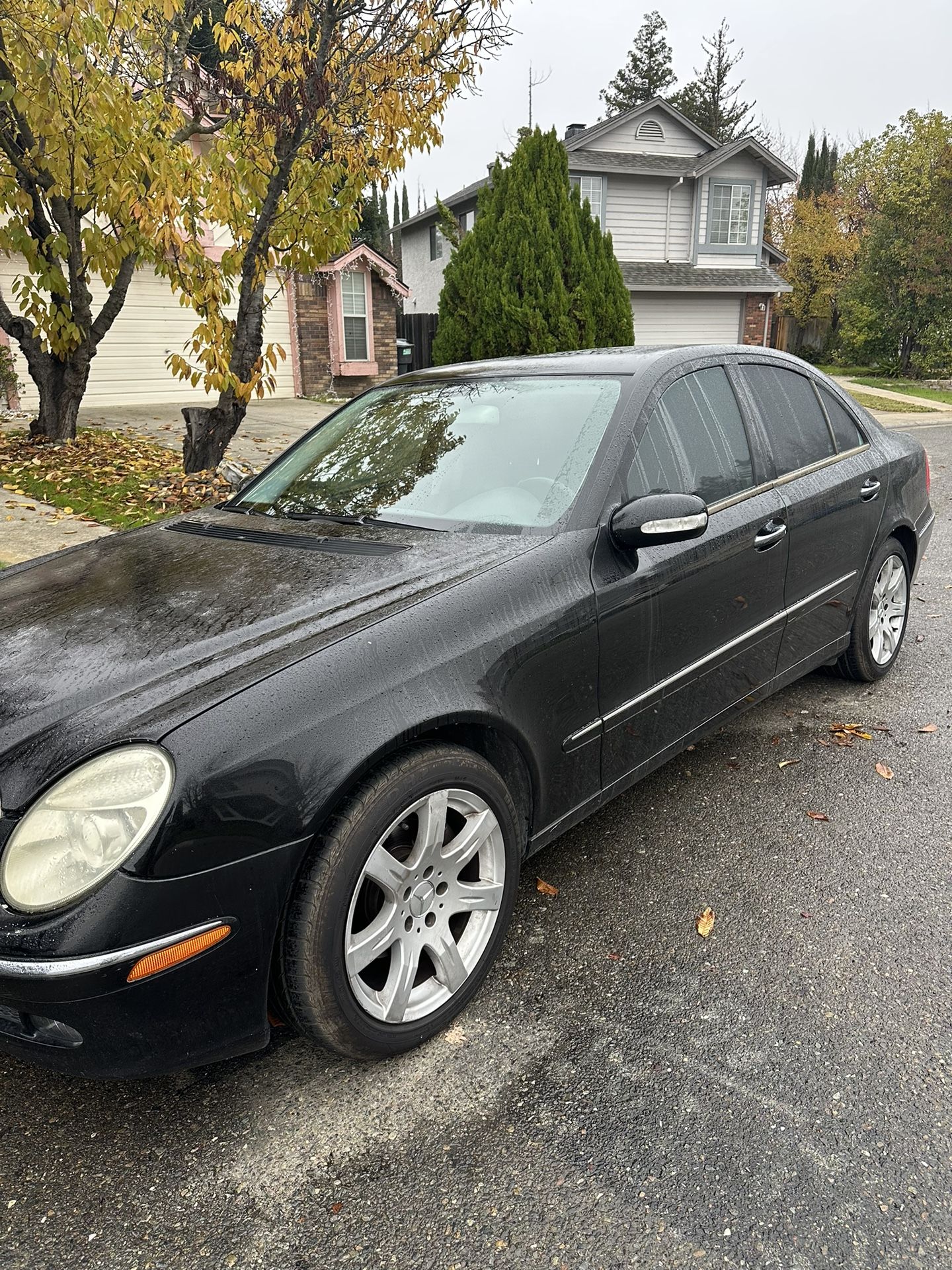 Mercedes E320