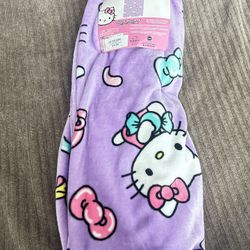 Hello Kitty Valentines blanket 