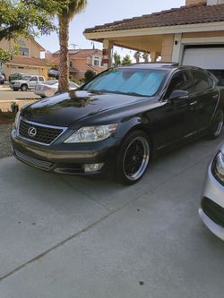 2011 Lexus LS 460
