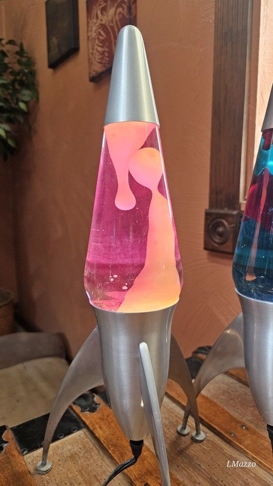 Retro Vintage Lava Lamp Telestar Rocket Ship
