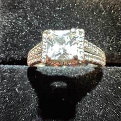 Cubic Stone Ring With Diamonds Both Sides . 