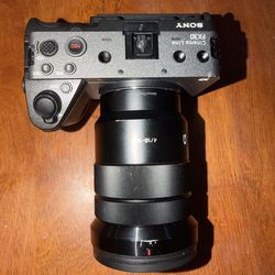 Sony Fx30 with lens & Dji RS4 mini gimbal