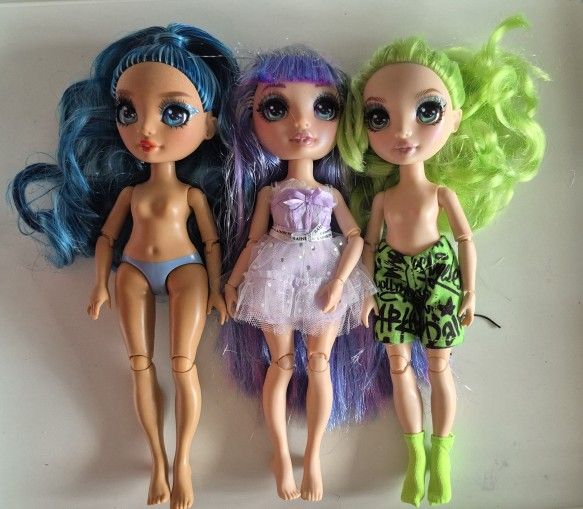MGA Rainbow High Doll Lot
(Skylar, Violet, Jade)
