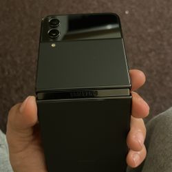Samsung Galaxy Z-flip4