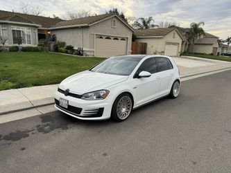 2015 Volkswagen GTI