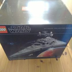 LEGO Star Wars Ultimate Collector Series Imperial Star Destroyer Set 75252