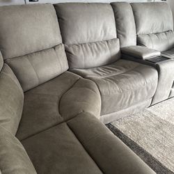 Brand New Couch 1 Month Old 