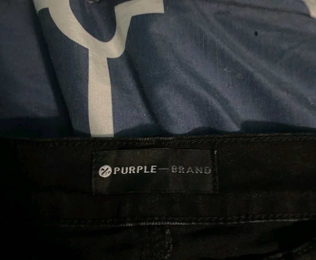 PURPLE BRAND JEANS STYLE #P001 SKINNY DISTRESSED BLACK SPLATTERED PAINT SIZE 30