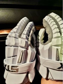 Brand new lacrosse gloves