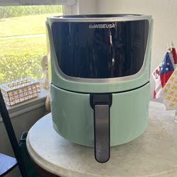 GoWISE USA Air Fryer for Sale (Mint/Aqua Color) - Katy, TX 77494