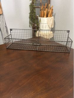 Wire shelf