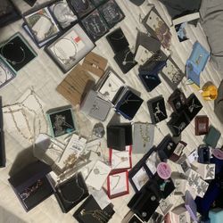 Lot Jewelry New