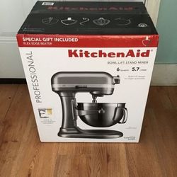 KitchenAid 600 series Professional 6 quarts Stand Mixer 