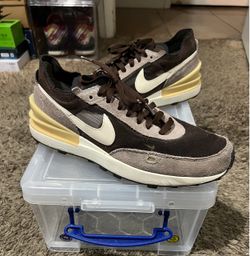 Sz 10.5 Men Nike $30 FIRM NO TRADES