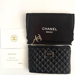 𝐂𝐇𝐀𝐍𝐄𝐋  Quilted Cosmetic Pouch Vanity Bag 