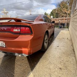 Dodge Charger 2011