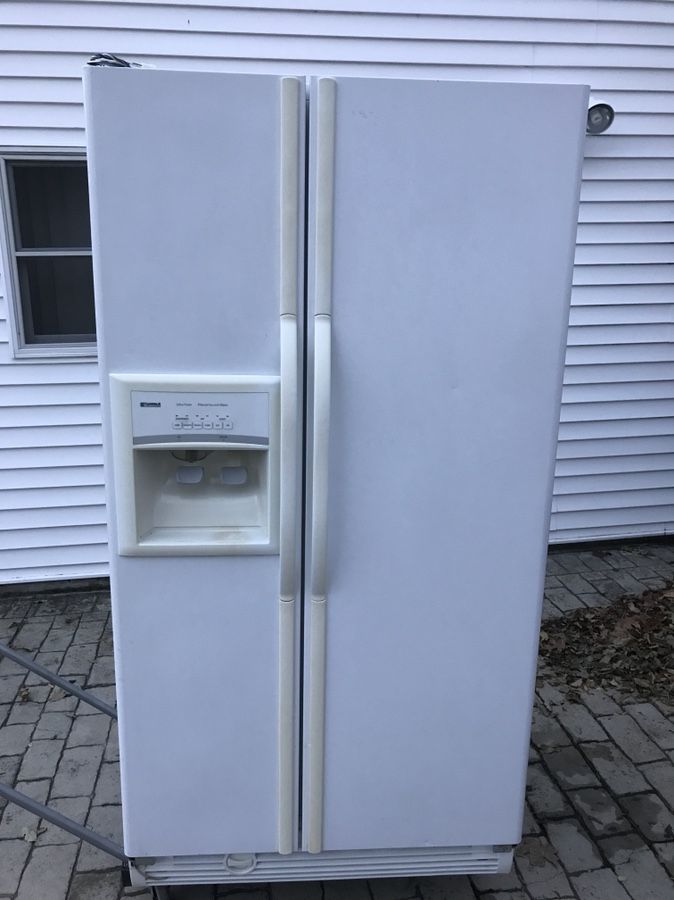 Kenmore Coldspot Refrigerator