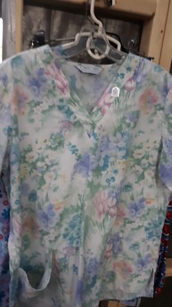 Medium size scrub shirt