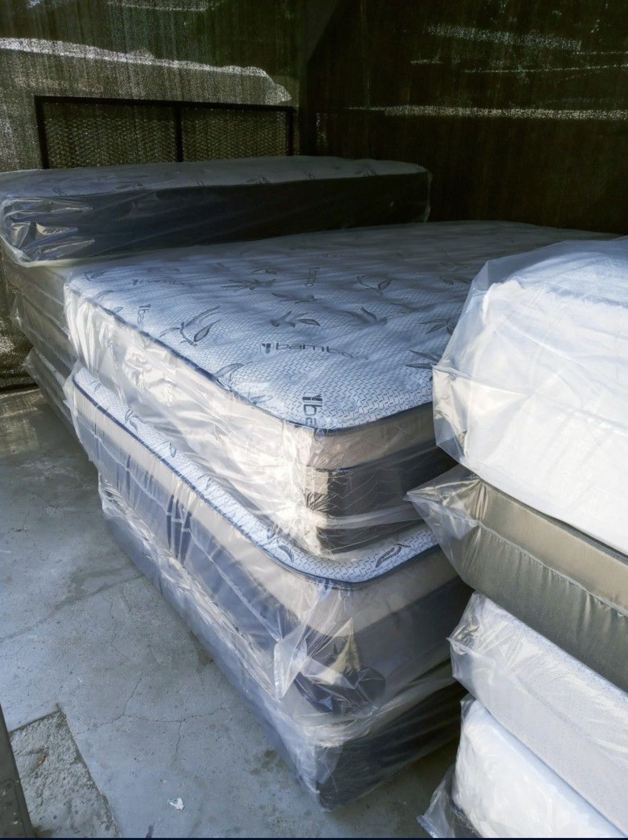 Cal King Size Mattress Pillow Top