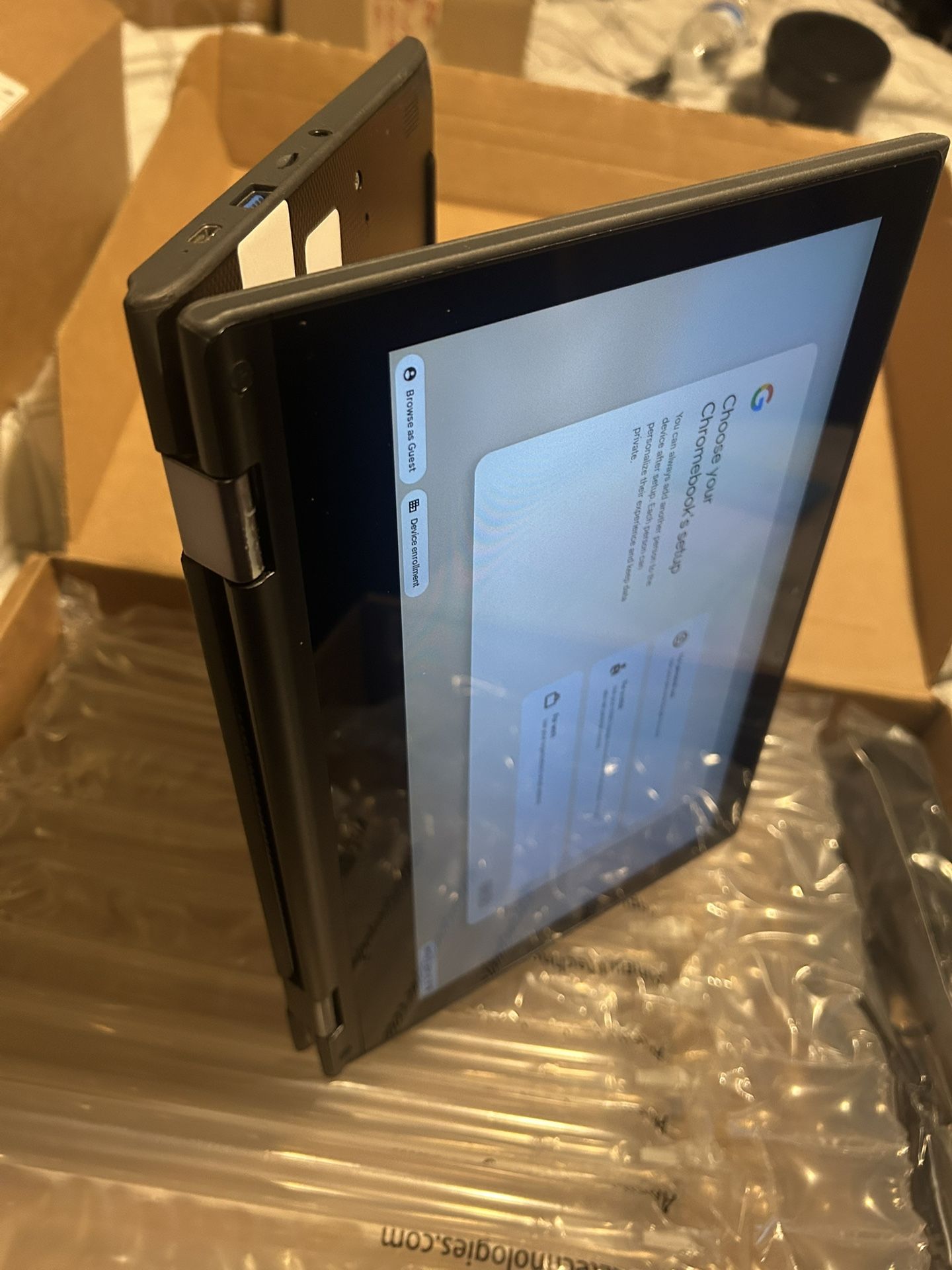 Lenovo 300e Gen 2, 32 GB, 2n1 Laptop/tablet 