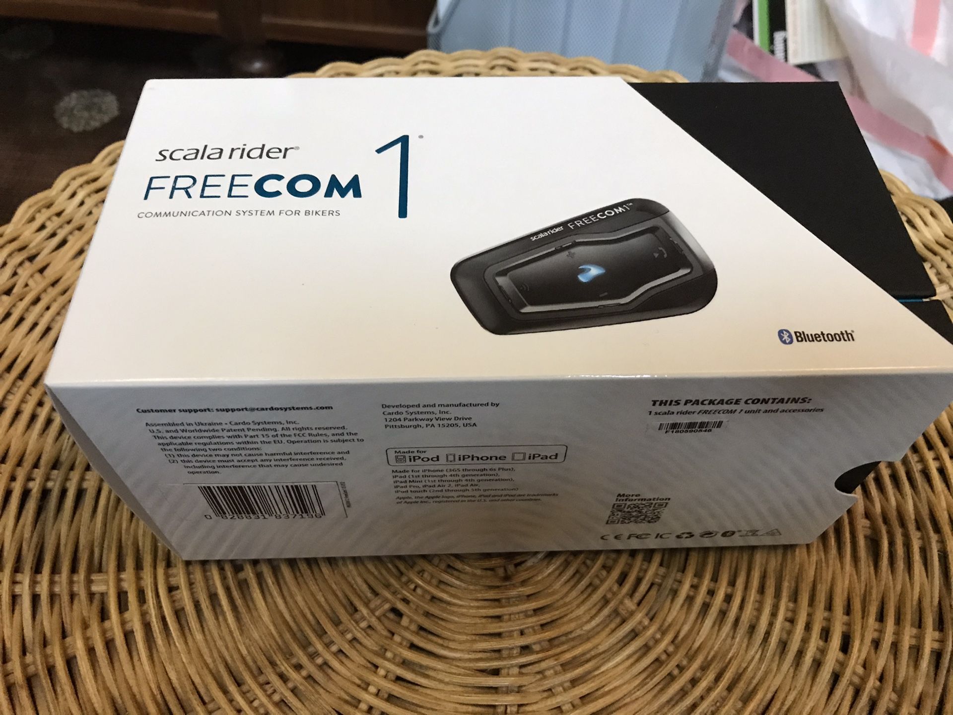 Freecom1 Motorcycle Helmet Speakers and Phone Blutooth
