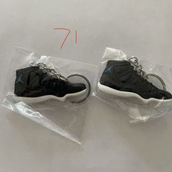 Jordan 11 Keychain