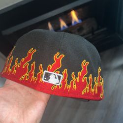 New Era x Joe Fresh Goods RARE Chicago White Sox Fitted 7 1/8 Fire