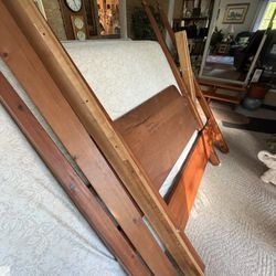 Queen 4 Poster Bed + Mattress