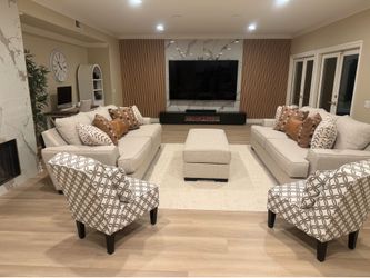 Accent Chairs