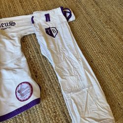 Deus Fight Co. Limited Edition BJJ Gi – White/Purple – Size F1
