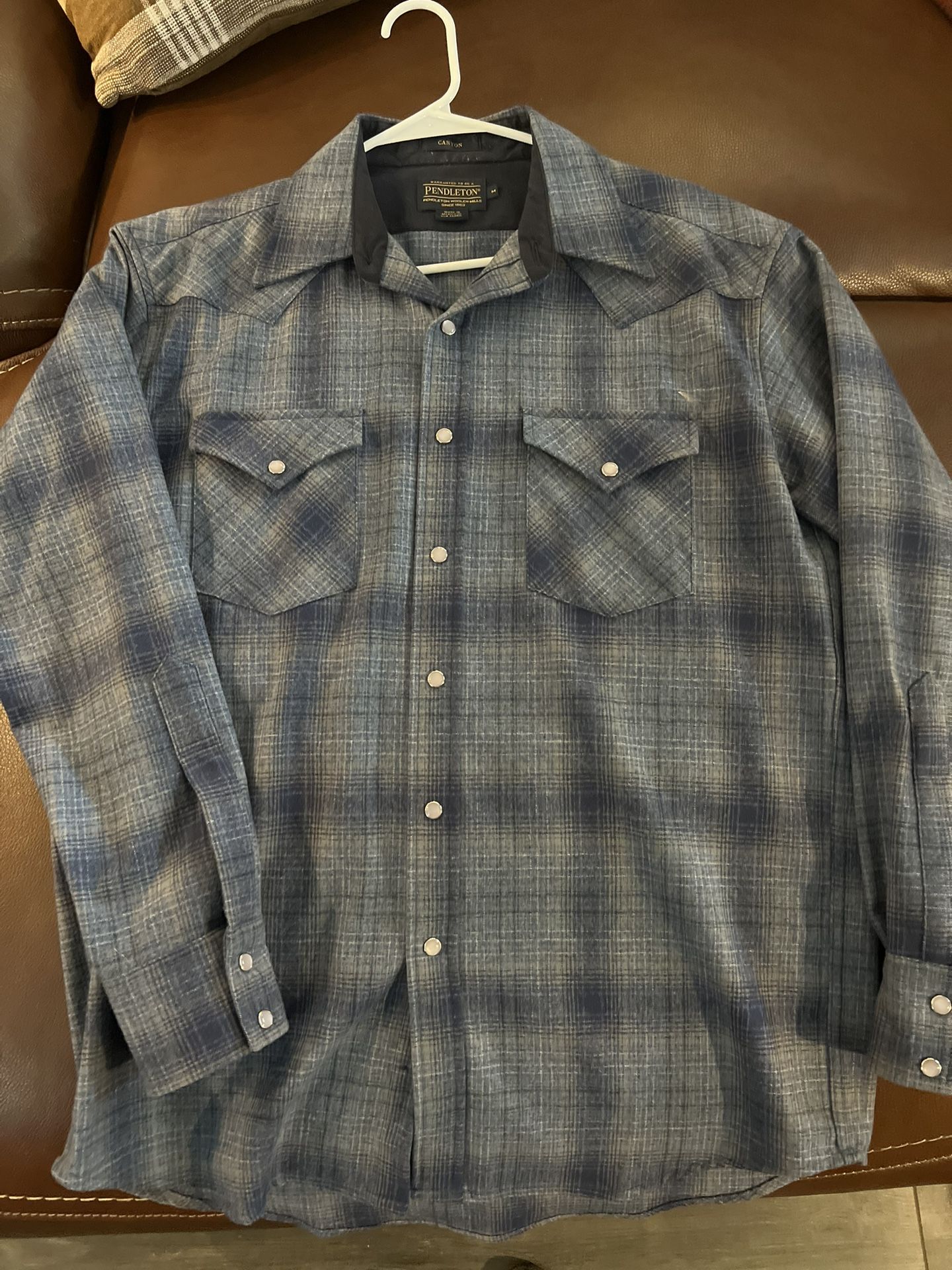 Pendleton wool men’s blue canyon shirt medium