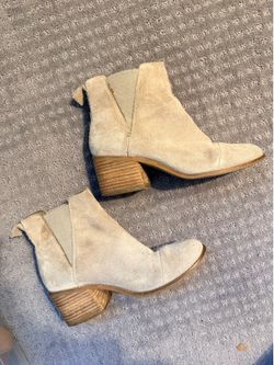 Suede Toms boots