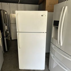 Frigidaire Refrigerator Good Condition Everything Works Fine 