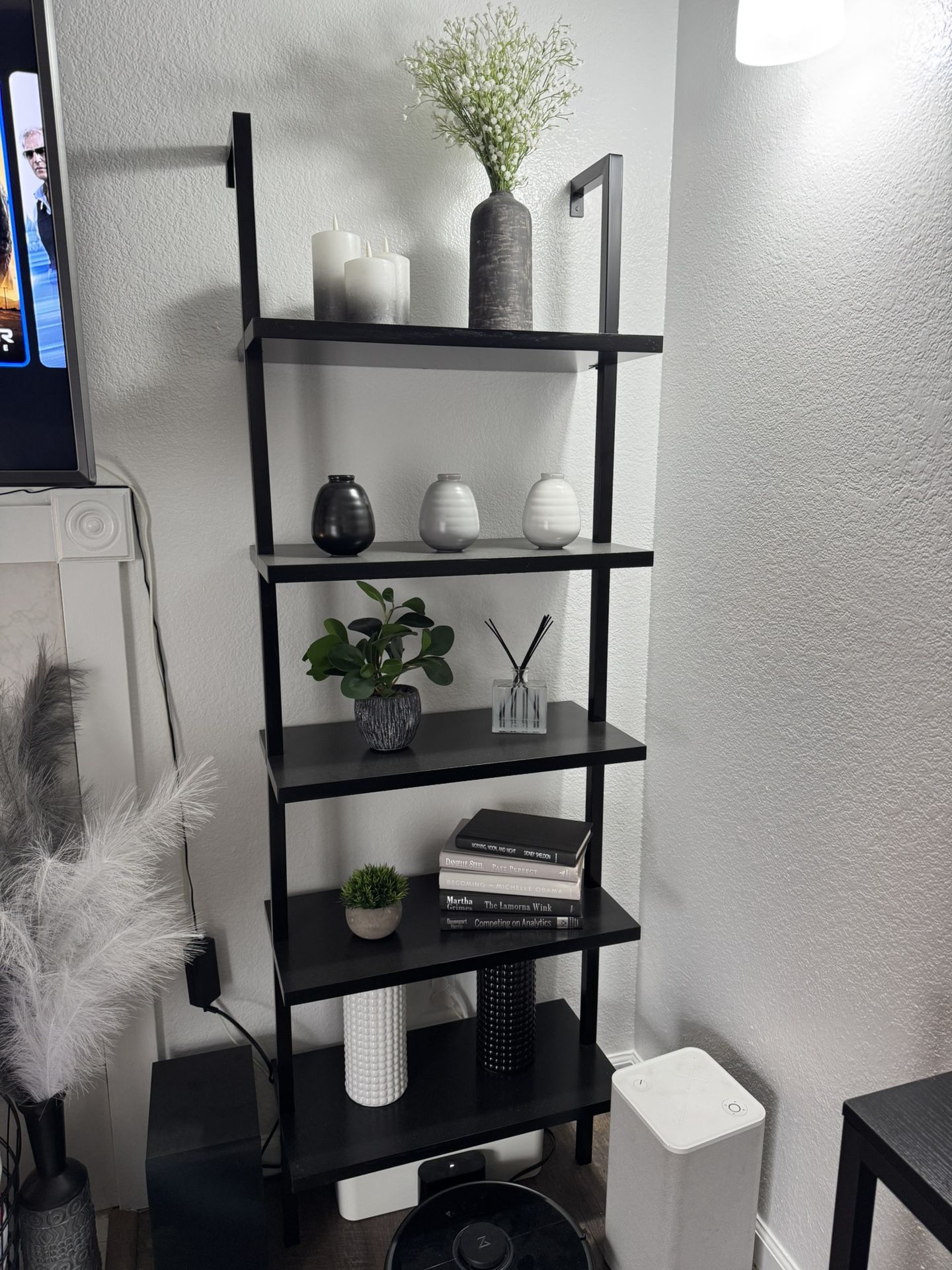 Shelves X2 - Gloss Black - Steel Frame