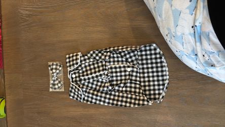 Small Doggie Diner Set With a Tie