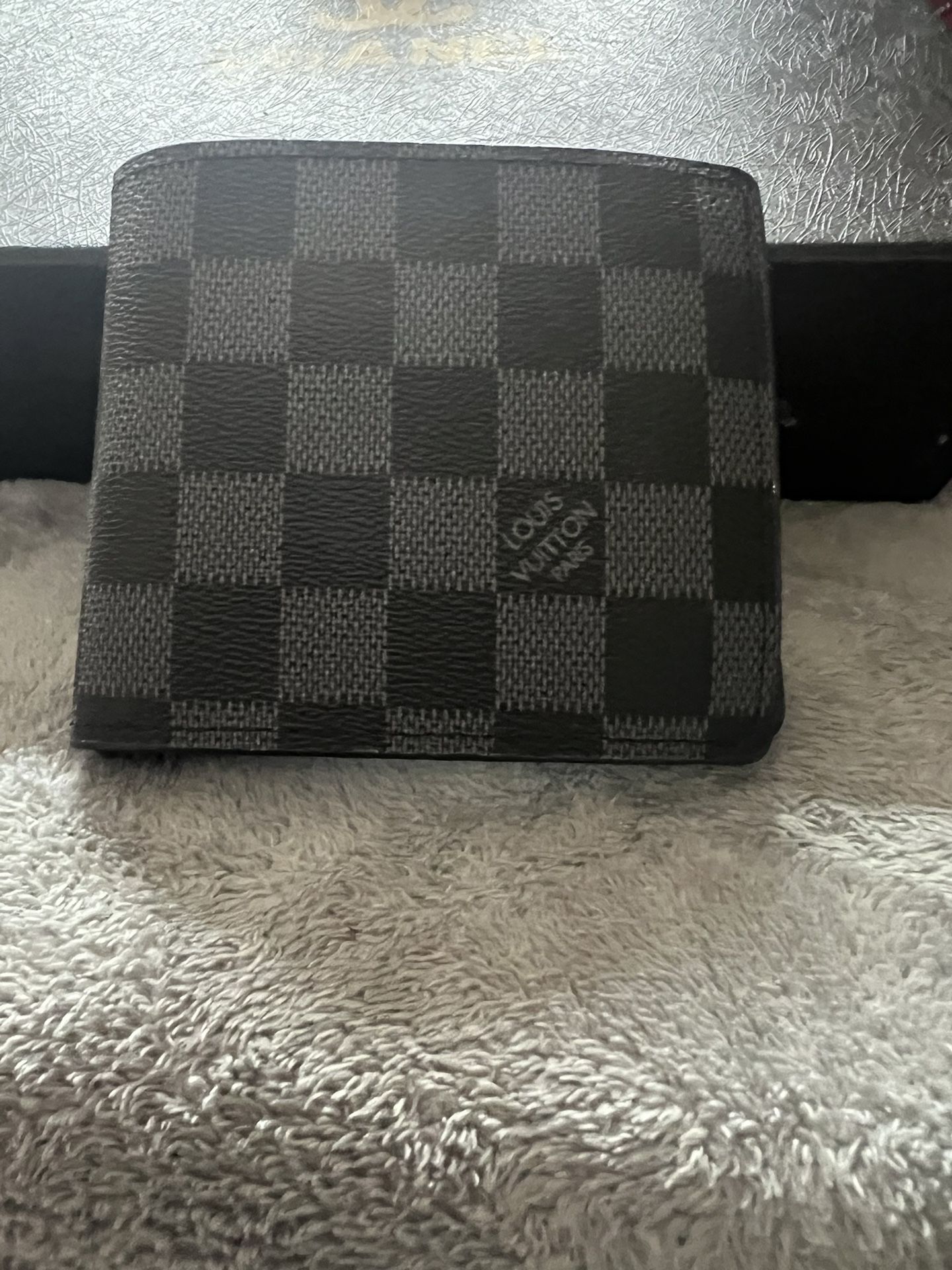 Lv Men’s Wallet