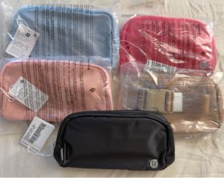 Lululemon  Belt Bag New.
