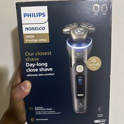 Philips Norelco Shaver I9000