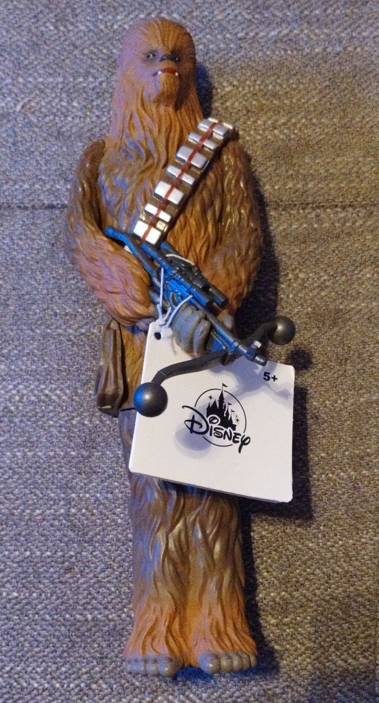 Disney Parks Exclusive Star Wars Chewbacca Figurine Pin