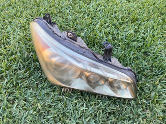 2011 2012 2013 2014 Infiniti QX56 QX80 Right Passenger Xenon HID Headlight