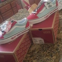 Size 3.5 Mens Big Ripper Shoes