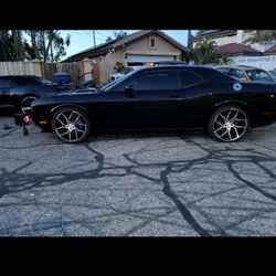 2012 Dodge Challenger RT 