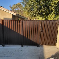 Custom Gate