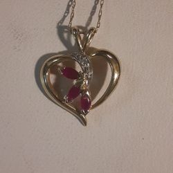 10k HEART PENDANT .15 ctw Ruby's on 20" 10k Gold Chain 