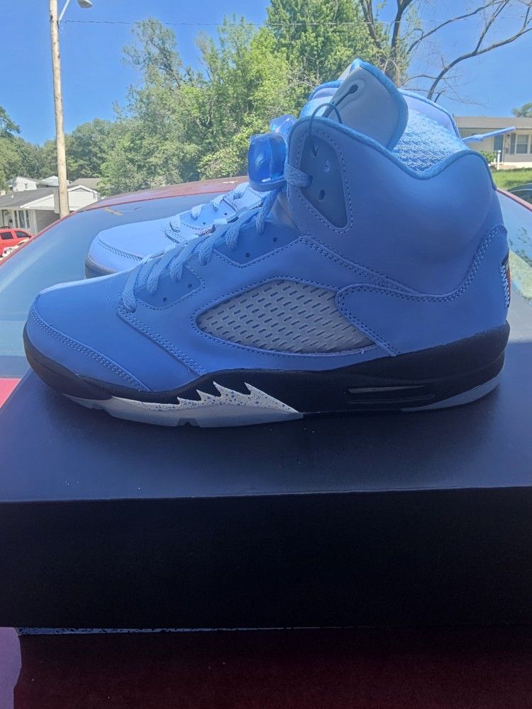 Jordan 5 Unc