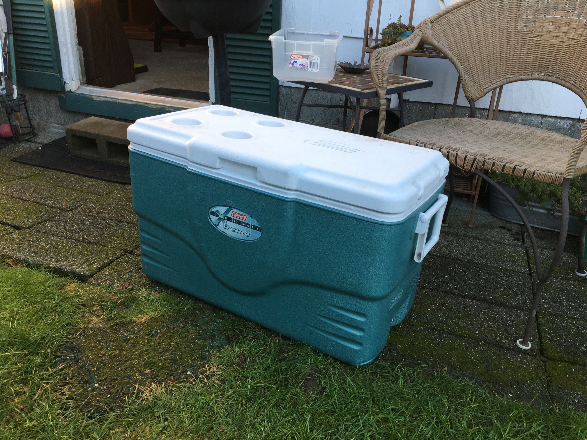 Coleman Ultimate Xtreme Chest Cooler 58 Qt