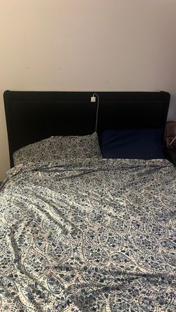 Charging queen bed frame